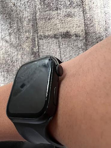 amazfit bip 6: Смарт-часы с прямоугольным сенсорным дисплеем и черным спортивным — 1