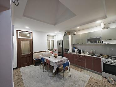 Продажа полдома: Продается полдома на первой линии 64 м2. Центральная канализация — 1