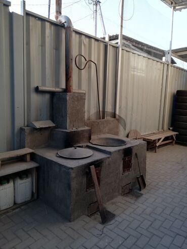 Офисы: Продаю Офис 300 м², С ремонтом, Без мебели, Частный дом, 2 этаж — 6