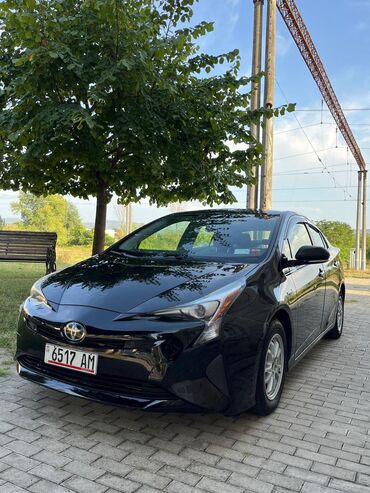 тайота приус прайм: Toyota Prius: 2018 г., 1.8 л, Гибрид