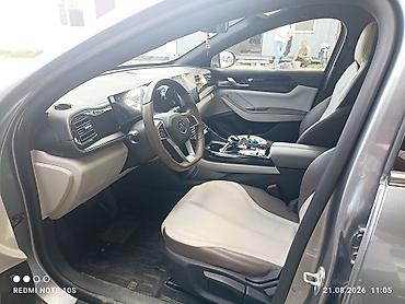 android avto: BYD Qin: 2023 г., 1.5 л, Автомат, Гибрид, Седан — 7