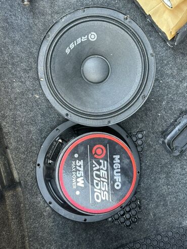 Магнитолы: Heç bir problemi yoxdu təzə kimidi. 375w 150 rms di 1 ədədi. Barter