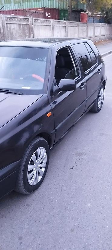 Volkswagen: Volkswagen Golf: 1993 г., 1.8 л, Механика, Бензин, Хэтчбэк — 6