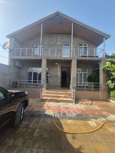 Bağ evlərinin kirayəsi: Bakı, 155 kv. m, 6 otaqlı, Qaz, İşıq, Su