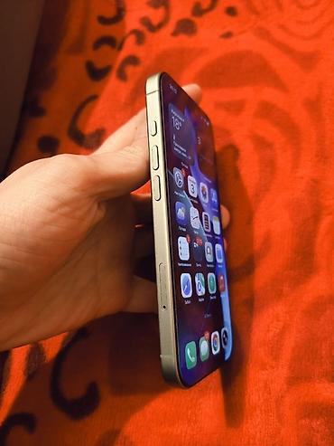 Apple iPhone: IPhone 17, 256 ГБ, Зеленый, Защитное стекло, Чехол, Кабель — 6