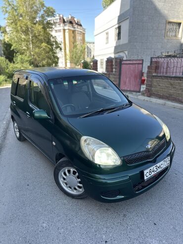 Другое: Toyota Funcargo: 2000 г., 1.3 л, Автомат, Бензин, Универсал