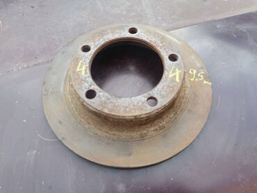 Auto delovi: Disk prednjih kocnica Lada 2121,21213,21214 Niva br.4. Polovno — 1