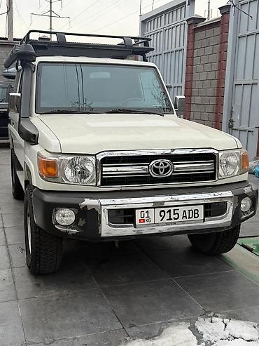 Toyota: Toyota LandCruiser 70 Series: 2010 г., 4.2 л, Механика, Внедорожник — 1