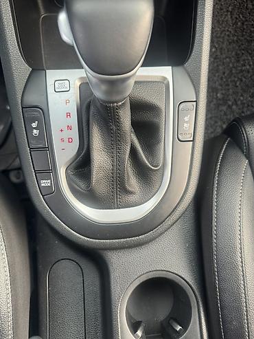 Продажа авто: Kia K3: 2020 г., 1.6 л, Бензин, Седан — 8
