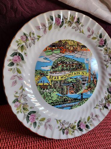 Ostali kućni dekor: Tanjir nov za zid porcelanski,Japan,Kina 70,80te. god. Tanjir na lalafo.rs — 3 Ostali kućni dekor: Tanjir nov za zid porcelanski,Japan,Kina 70,80te. god. Tanjir — 3