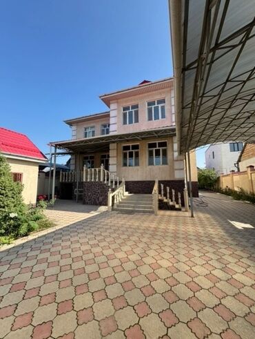 иссык куль купить дом: 370 м², 7 комнат, Утепленный, Теплый пол, Бронированные двери