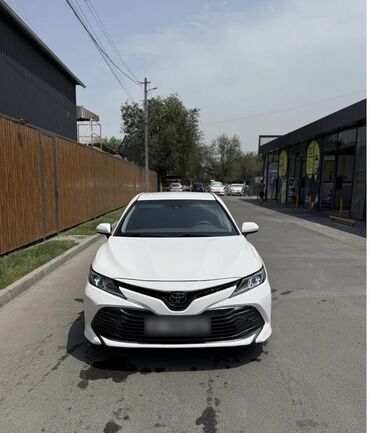 Toyota: Toyota Camry: 2020 г., Автомат, Седан