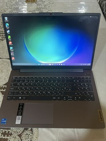 Lenovo: İşlənmiş Lenovo IdeaPad, 15.6 ", Intel Core i3, 256 GB, Ödənişli çatdırılma