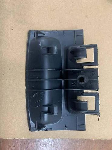 ponuda za prevoz robe: KONZOLA ZA VOLKSWAGEN POLO - 6R0868887A | Konzola Polo — 2