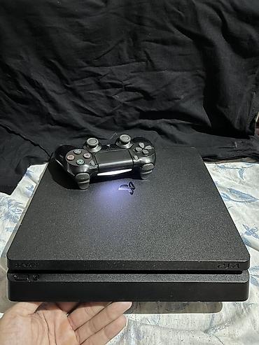 ps5 slim digital: PlayStation 4 Slim, 1 ТБ ПОЛНОСТЬЮ ПРОШИТА!!! В добавок джостики для — 2