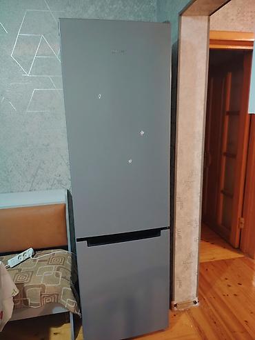 xarab kamera: Xarab 2 qapılı Indesit Soyuducu Satılır, rəng - Gümüşü — 4