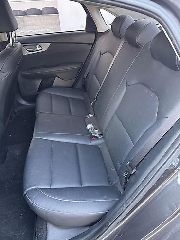 Kia: Kia K3: 2019 г., 1.6 л, Бензин, Седан at lalafo.kg — 10 Kia: Kia K3: 2019 г., 1.6 л, Бензин, Седан — 10