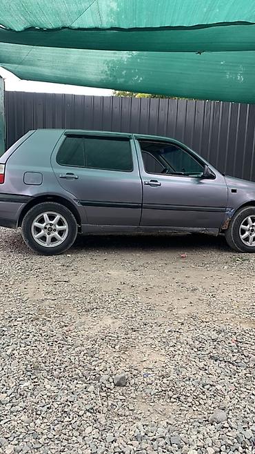 Volkswagen: Volkswagen Golf: 1996 г., 1.8 л, Механика, Бензин, Хэтчбэк — 2