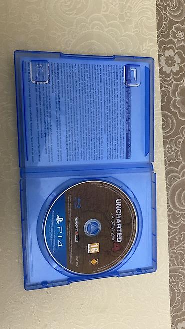 PS4 (Sony Playstation 4): Sony PlayStation 4 Pro oyun konsolu seti - Model: PS4 Pro (CUH — 7