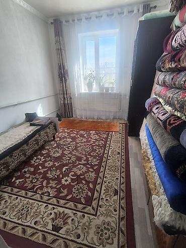 Продажа коттеджей и домов: Балыкчы шаарында чоң үй сатылат! Балыкчы ш., Толстой мектебинин — 11