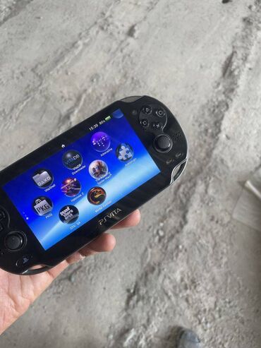 vito manitor: Playstation vita satiram. Ideal veziyyetdedir. Ekraninda qoruyucusuna