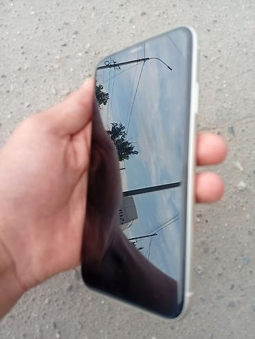 телфо: IPhone 11, Б/у, 128 ГБ, Белый — 3