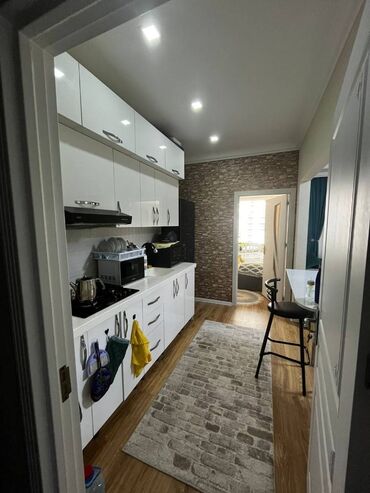 Uzunmüddətli kirayə mənzillər: Mənzil kirayə verilir. Studiyo tipli, tam təmirli və tam əşyalı 2 — 2