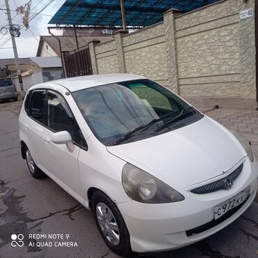 арзан авто: Honda Fit: 2001 г., 1.3 л, Вариатор, Бензин, Хетчбек