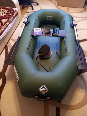 скутер на воду: НОВАЯ одноместная лодка пвх Лоцман. Длина 220см. Производство