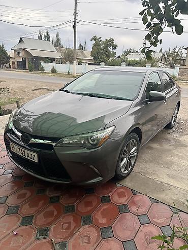 Транспорт: Toyota Camry: 2016 г., 2.5 л, Автомат, Бензин, Седан — 2