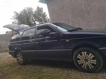 Volkswagen: Volkswagen Passat: 1993 г., 1.8 л, Механика, Бензин, Универсал — 3