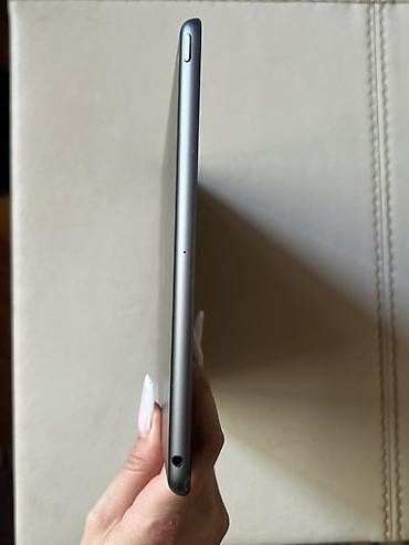 ipad 10 nəsil: İşlənmiş Apple iPad 7 (2019), 10,2", 64 GB, Ünvandan götürmə — 8
