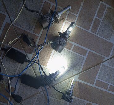 Lampalar: H4 və H7 led lampalar.2 si birlikdə 50 AZN tam işlək