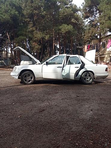 мерседес ешка: Mercedes-Benz W124: 2.3 л | 1990 г. Седан — 3