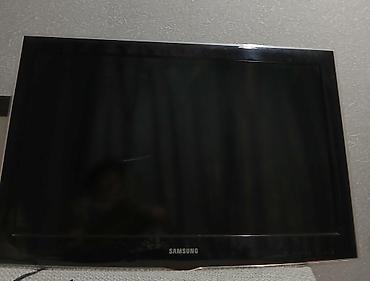 galaxy tab e: Телевизор Samsung с диагональю порядка 32" (ориентировочно). Плоская — 2
