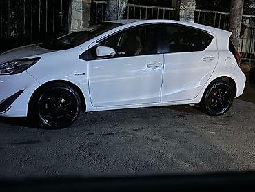 5 1: Toyota Aqua: 1.5 l | 2018 il — 1