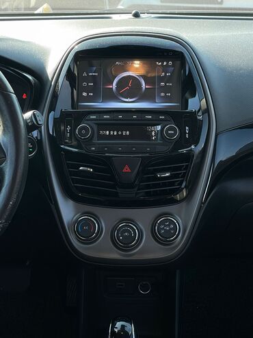 Chevrolet: Chevrolet Spark: 2019 г., 1 л, Робот, Бензин, Хэтчбэк — 7