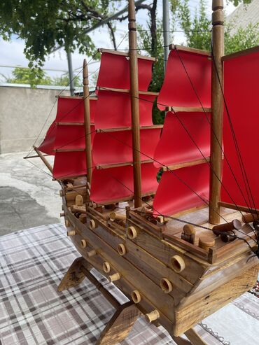 Модели кораблей: Продаю Карабаль можно поставить дома в офисе в кабинете или же — 7