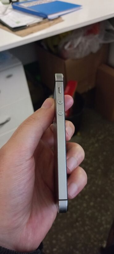 samsung a52s 5g: IPhone 5s | 16 GB Gümüşü