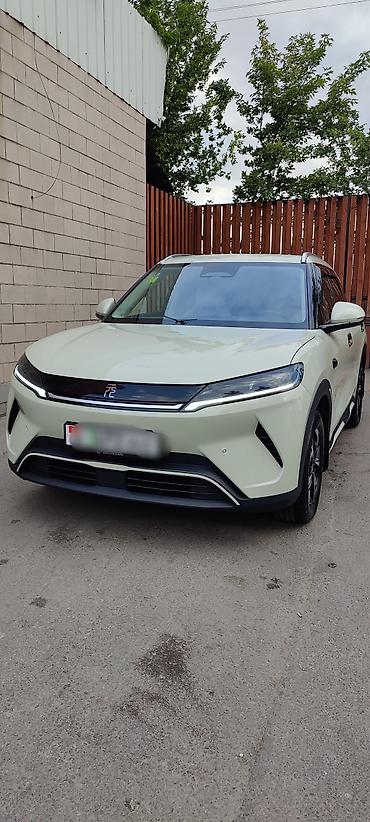 byd e9 2025: BYD Yuan Up: 2025 г., Электромобиль, Кроссовер — 1