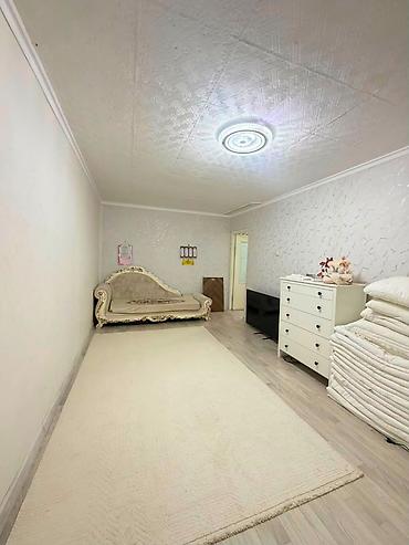 2 8: 2 комнаты, 43 м², 8 мкр 104 серия, 3 этаж, Косметический ремонт — 1