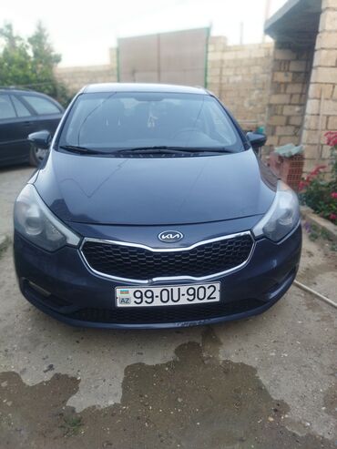 kia volkswagen: Kia Forte: 1.8 л | 2015 г. Седан