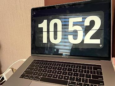 Apple MacBook: Apple MacBook Pro noutbuk - Ekran: 13.3" Retina, incə kənarlı, True — 1