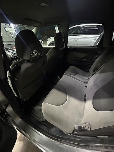 245 50 19: Honda Fit: 2006 г., 1.3 л, Вариатор, Бензин, Хэтчбэк — 7