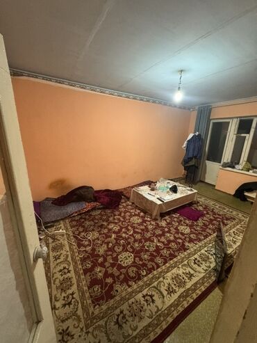 дома в военно антоновка: 2 комнаты, 65 м², 3 этаж, Старый ремонт