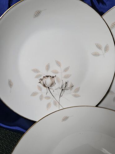 Ostali antikviteti: Rozenthal tanjiri 1957g.Nemacka. Rosenthal desertni tanjiri,bez — 2