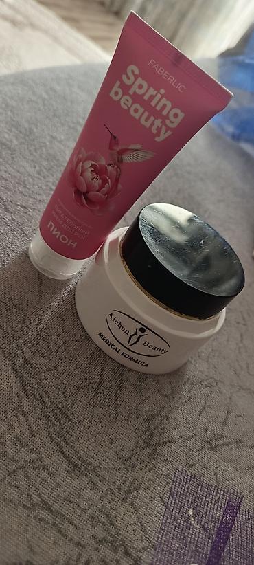 Məhsul: Əl və bədən üçün baxım dəsti - Faberlic Spring Beauty “Pion”