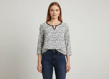 sandaly z puszkiem: Women's blouse, size M