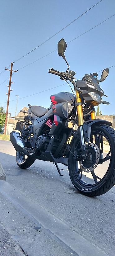 matsqlet: Sport-naked üslubunda şəhər motosikleti - Rəng: qara/qrafit gövdə — 3
