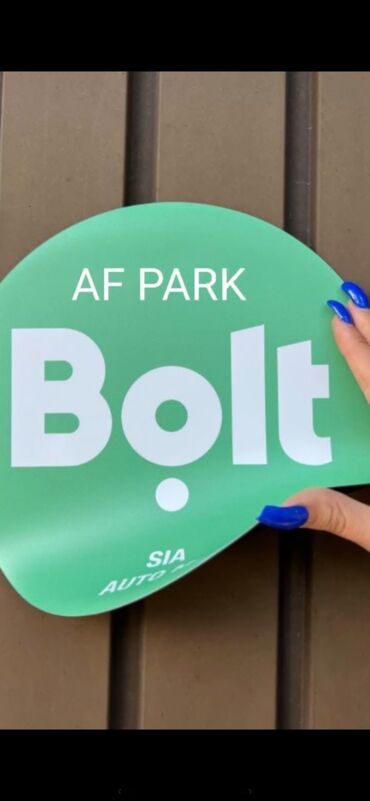 taksi sirketleri masin veren: Af Park Bolt şirkətinə sürücülər tələb olunur. Maşının ehtiyacları
